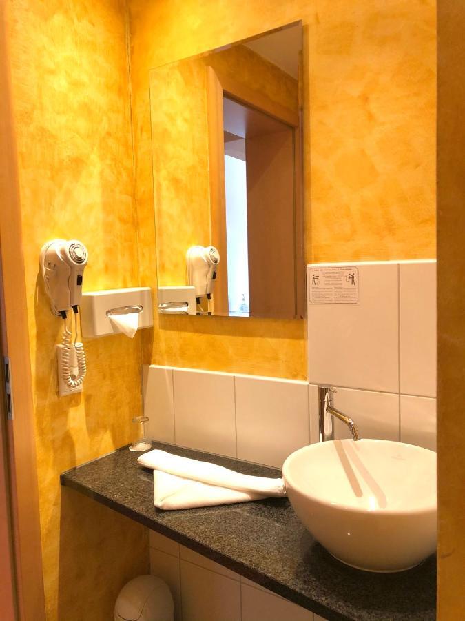 Hotel Guenter Лентинг Екстериор снимка