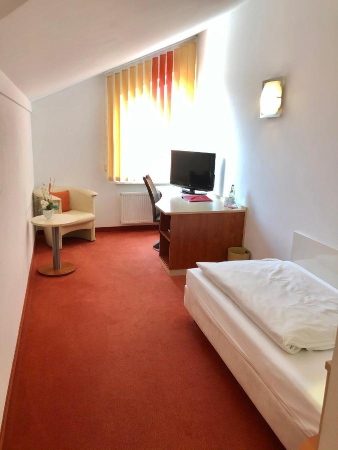 Hotel Guenter Лентинг Екстериор снимка