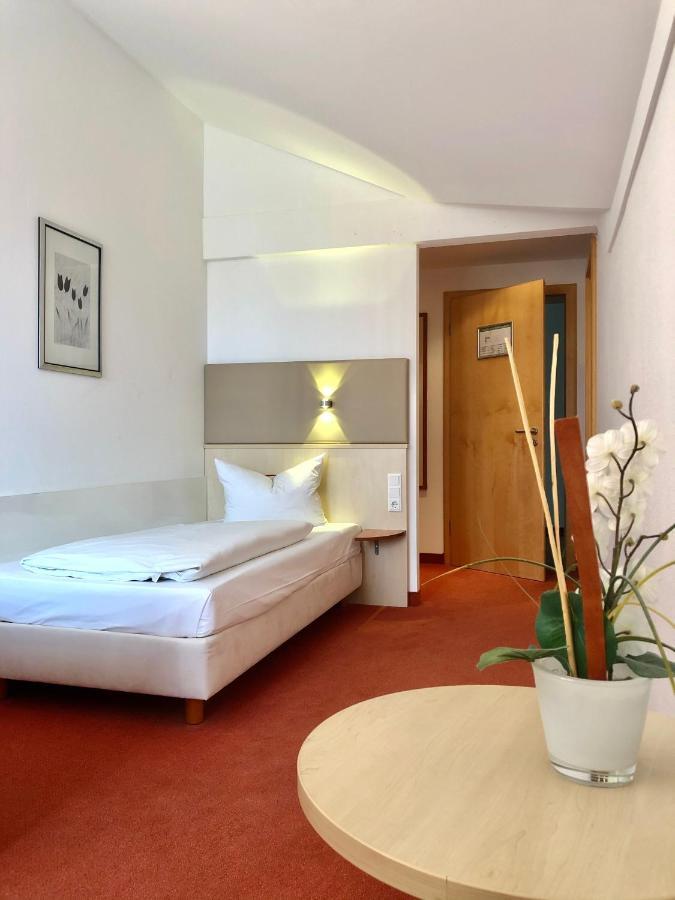 Hotel Guenter Лентинг Екстериор снимка